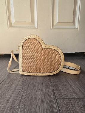 Aimee Kestenberg Heart Shaped Raffia Crossbody Bag Cream Leather Trim